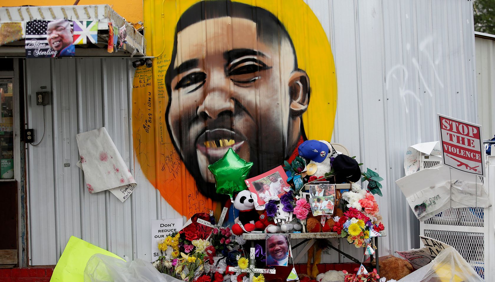 Baton Rouge Reels In Aftermath Of Ambush Shooting Killing Three Police Officers