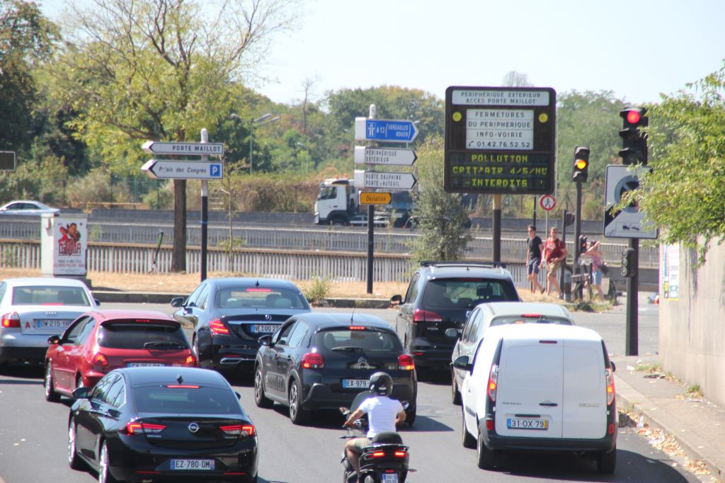 Traffic congestion in Paris