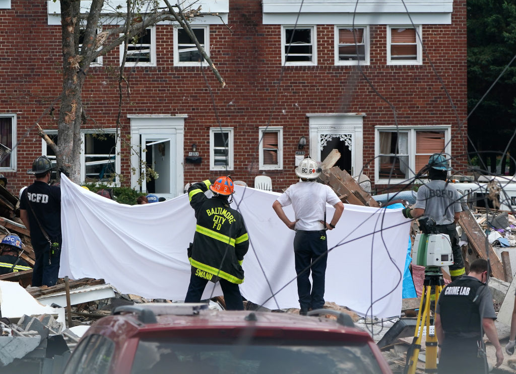 Gas Explosion In Baltimore Levels Houses And Traps People Inside