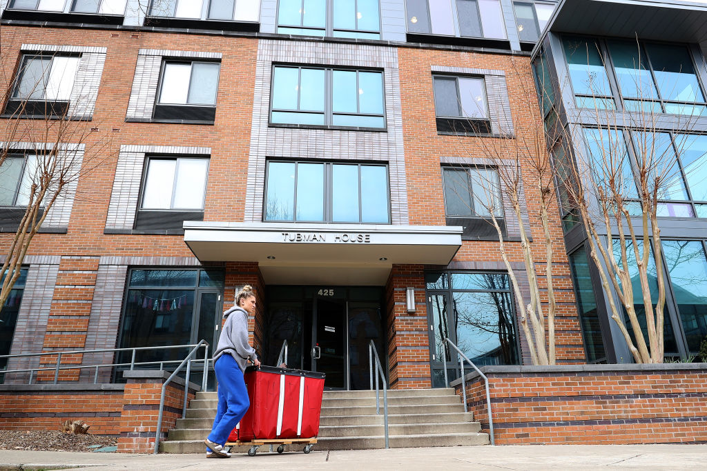 Universities Across The Nation Close Through Spring Break As Coronavirus Spreads