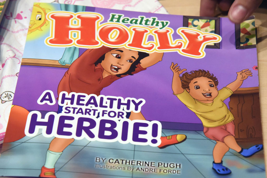 Audit: Medical officials never read ex-mayors Healthy Holly books before paying her