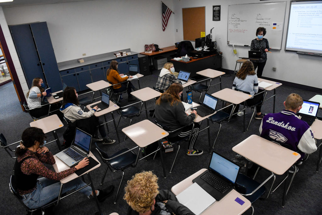 ARVADA WEST HIGH SCHOOL CORONAVIRUS RETURN TO LEARNING